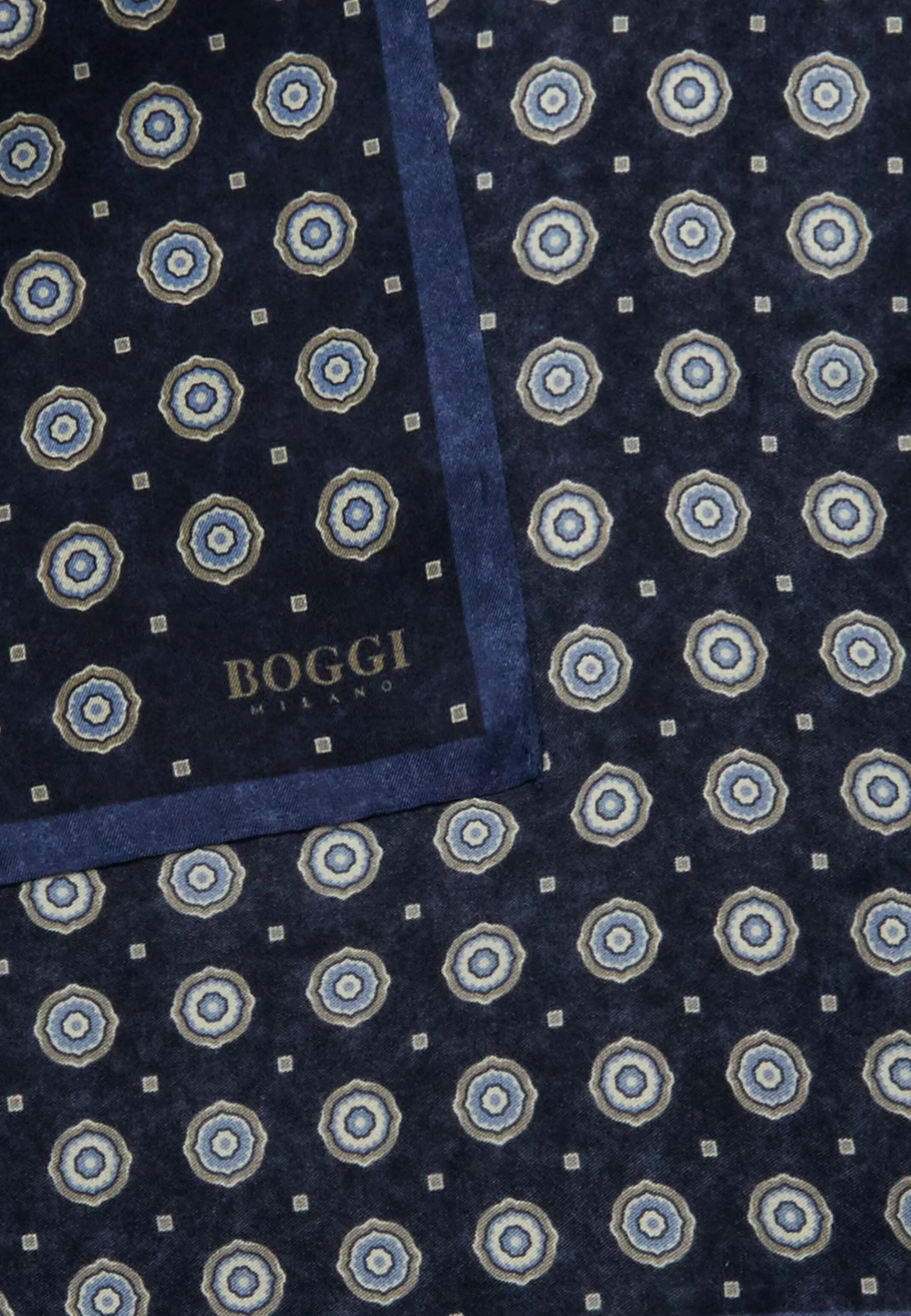 Boggi Milano Mouchoir De Poche*Pochette Motif Médaillon En Soie bleu marine